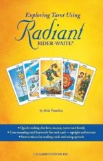 Карты Таро "Radiant Rider-Waite Tarot Deck Book Set" US Games / Набор книг и колода Уэйта — изображение 3